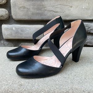 Mootsies Tootsies Ennis Pump Black EUC sz 10